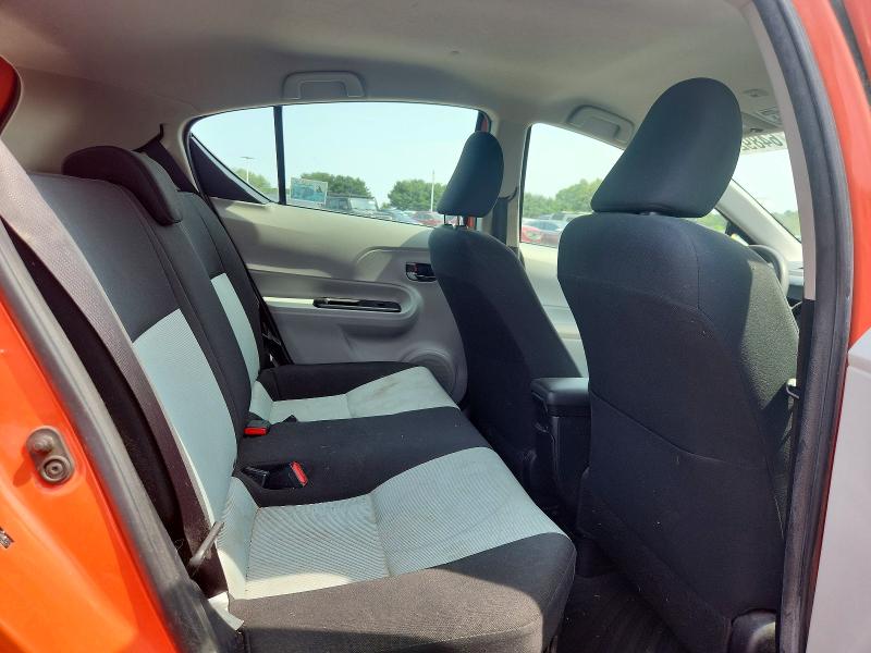 64892736 :رقم المزاد ، JTDKDTB32D1044023 vin ، 2013 Toyota Prius C مزاد بيع