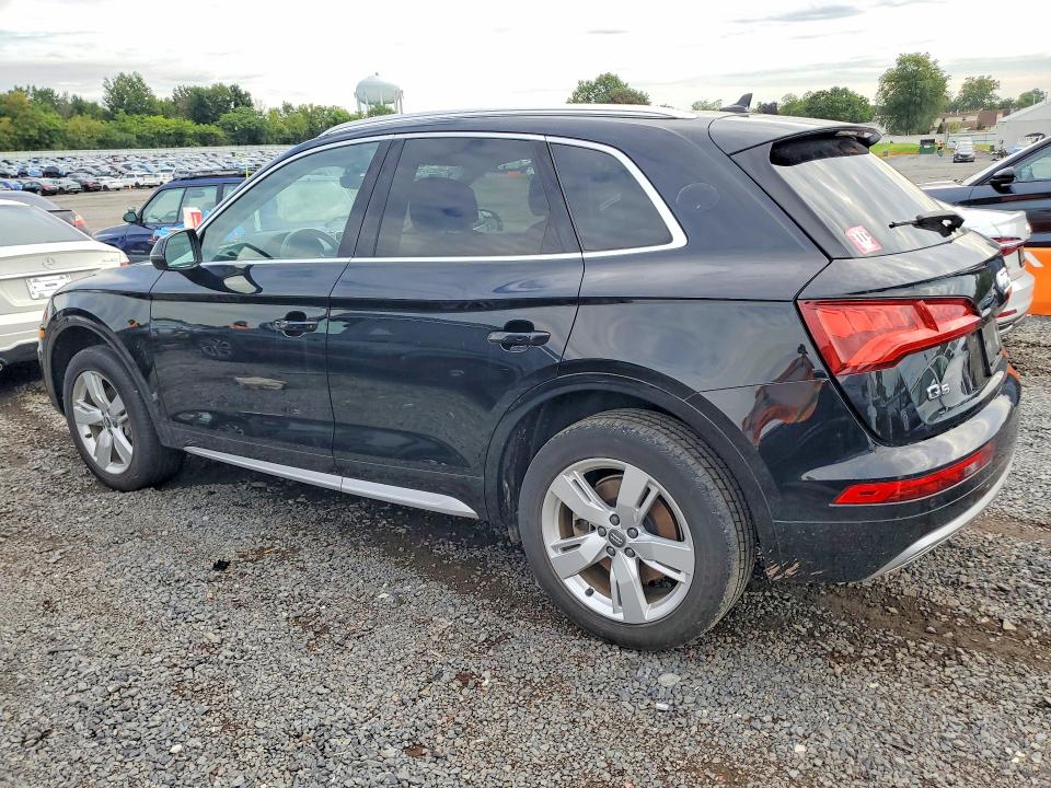 Продажа на аукционе авто 2018 Audi Q5, vin: WA1BNAFY5J2149422, номер лота: 66631836