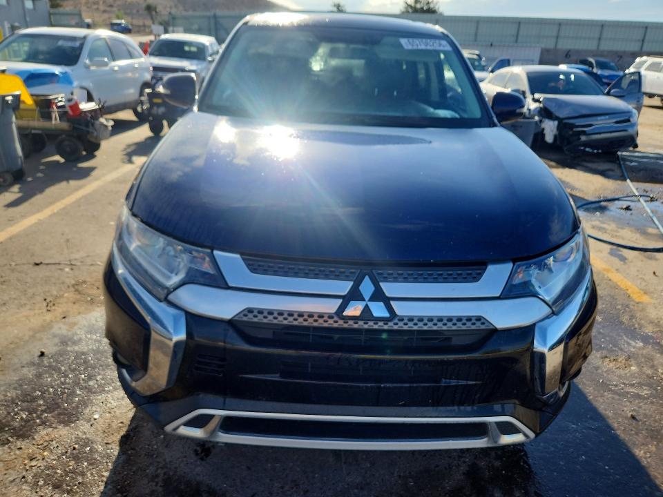65706256 :رقم المزاد ، JA4AZ3A3XKZ008698 vin ، 2019 Mitsubishi Outlander مزاد بيع