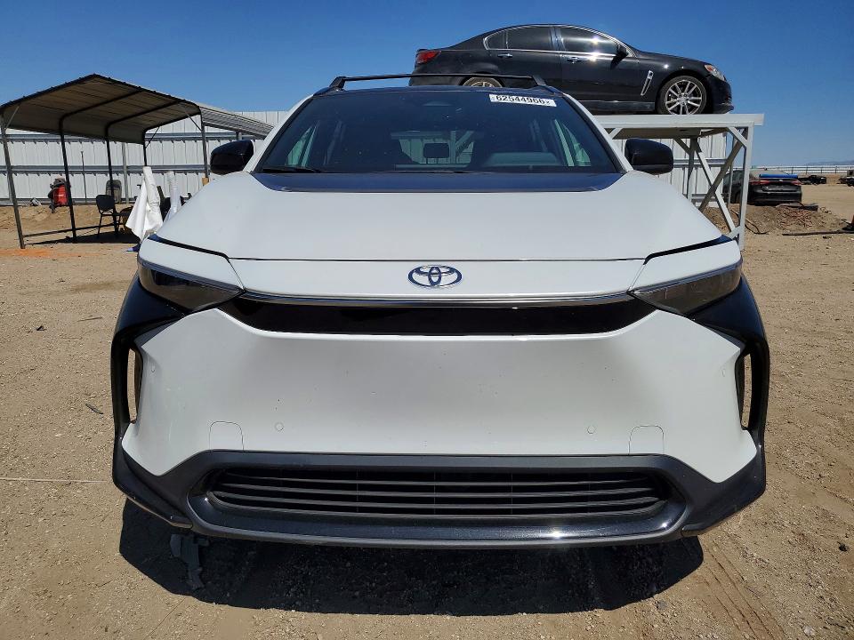 62544966 :رقم المزاد ، JTMAAAAA5SA060626 vin ، 2025 Toyota Bz4x مزاد بيع
