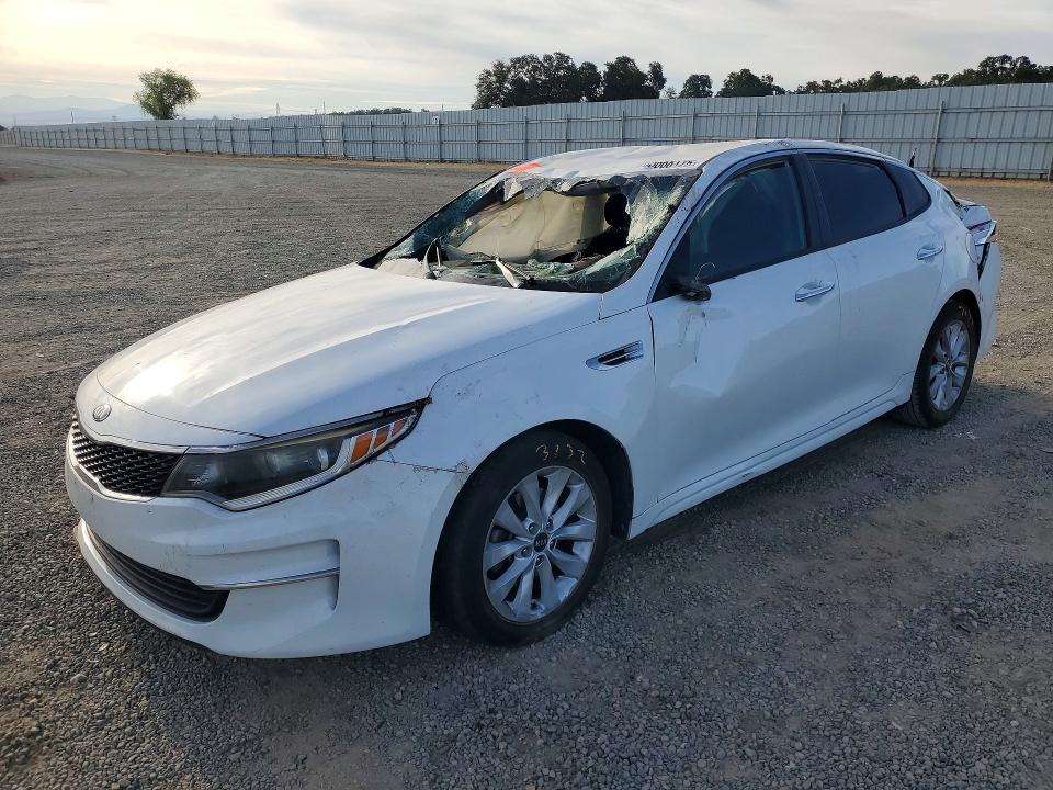 Продажа на аукционе авто 2017 Kia Optima, vin: 5XXGT4L33HG173217, номер лота: 65668176