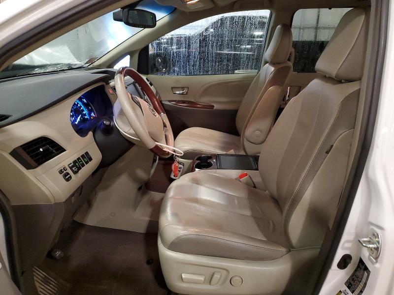 Продажа на аукционе авто 2013 Toyota Sienna, vin: 5TDYK3DC7DS375888, номер лота: 64338606
