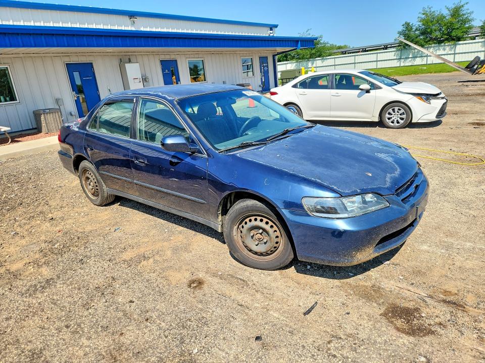 Продажа на аукционе авто 2000 Honda Accord, vin: 1HGCG5645YA059679, номер лота: 66139216