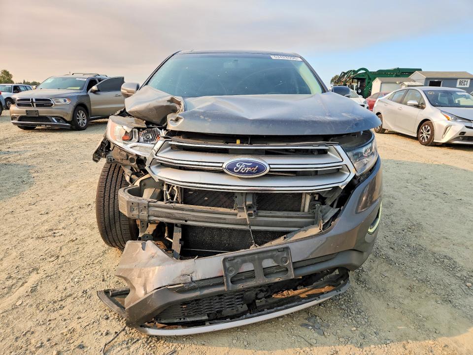 63428996 :رقم المزاد ، 2FMTK3J86FBB85915 vin ، 2015 Ford Edge مزاد بيع