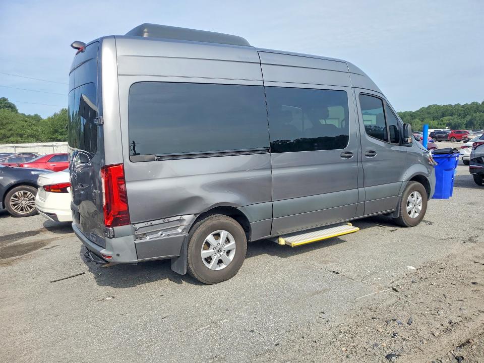64808326 :رقم المزاد ، W1Z4NFHY9PT121996 vin ، 2023 Mercedes-benz Sprinter مزاد بيع