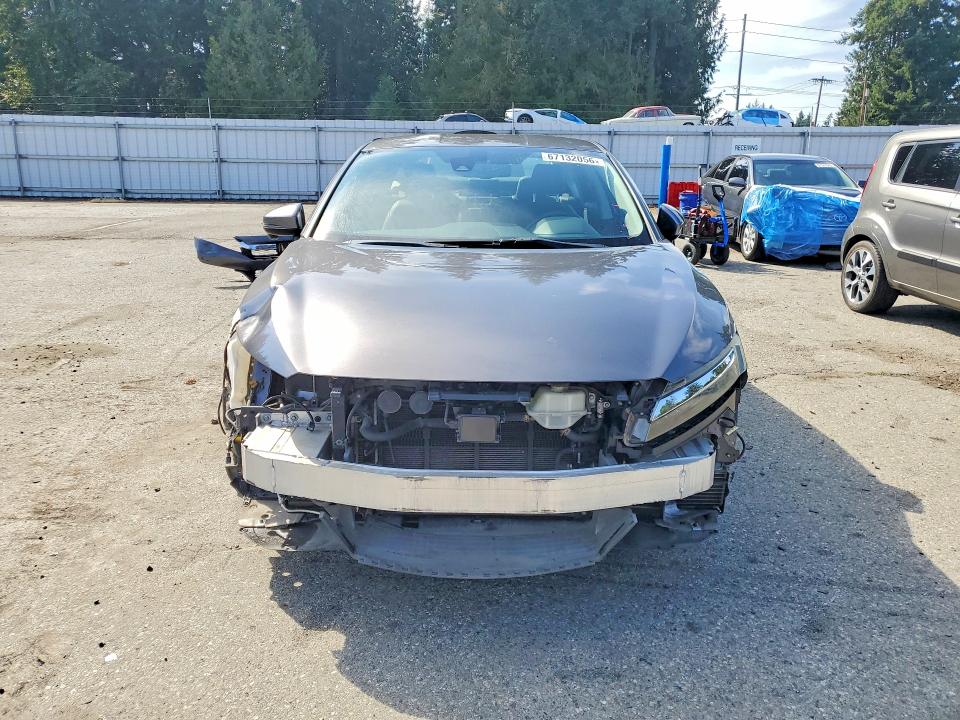 67132056 :رقم المزاد ، JHMZC5F37JC004932 vin ، 2018 Honda Clarity مزاد بيع