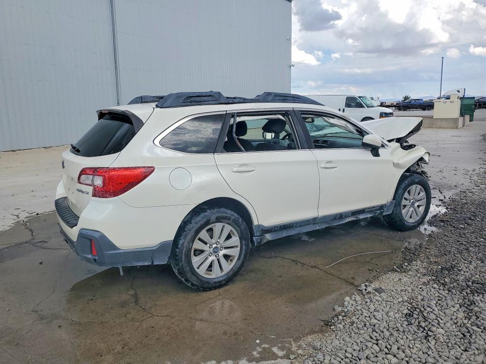 65139006 :رقم المزاد ، 4S4BSADC1J3290919 vin ، 2018 Subaru Outback مزاد بيع