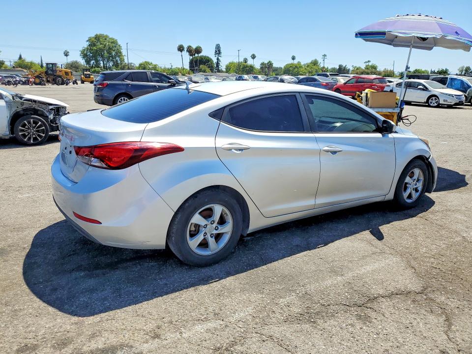 2015 Hyundai Elantra მანქანა იყიდება აუქციონზე, vin: 5NPDH4AE2FH642615, აუქციონის ნომერი: 63891036