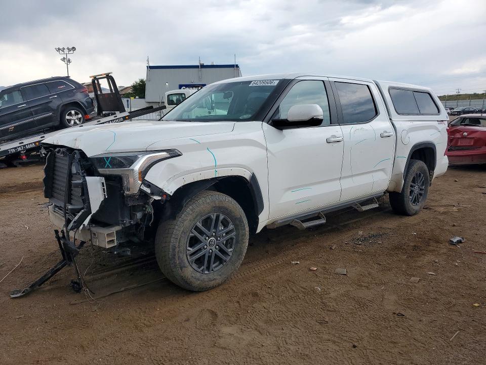 Продаж на аукціоні авто 2024 Toyota Tundra, vin: 5TFLA5DB0RX187649, номер лоту: 64209506
