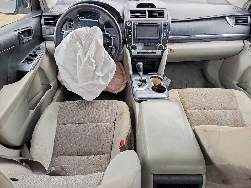 2014 Toyota Camry Hybrid მანქანა იყიდება აუქციონზე, vin: 4T1BD1FK6EU122563, აუქციონის ნომერი: 64903486