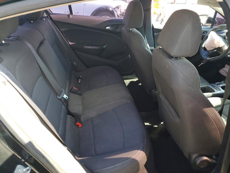 64356886 :رقم المزاد ، 1G1BE5SM0J7184526 vin ، 2018 Chevrolet Cruze مزاد بيع