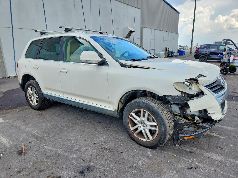 Продажа на аукционе авто 2010 Volkswagen Touareg, vin: WVGBF7A93AD002005, номер лота: 65907176