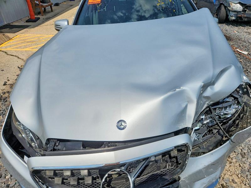 65803606 :رقم المزاد ، WDDHF6HB8GB168435 vin ، 2016 Mercedes-benz E مزاد بيع