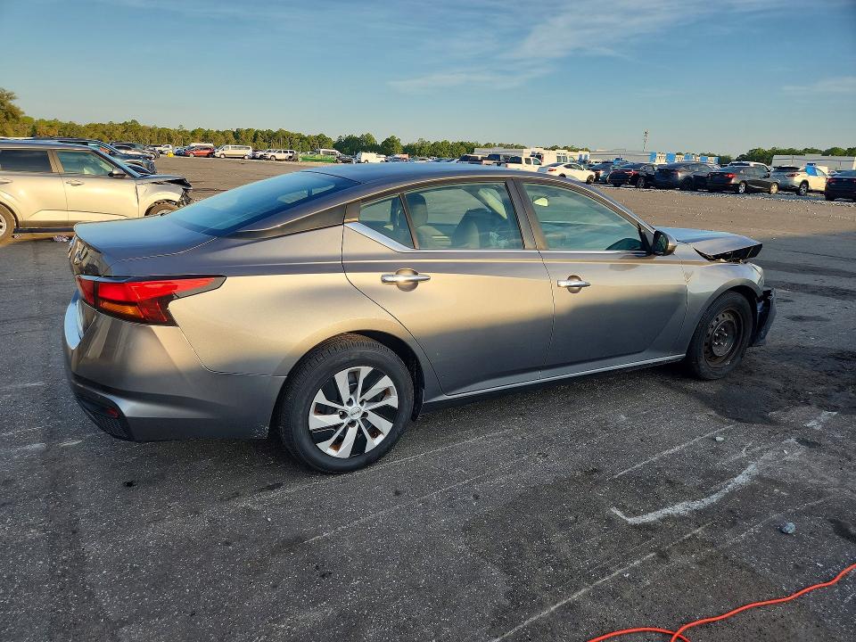 Продаж на аукціоні авто 2022 Nissan Altima, vin: 1N4BL4BV4NN302942, номер лоту: 64901386