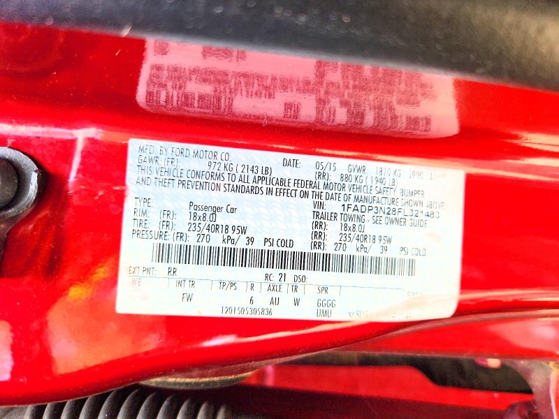 66092216 :رقم المزاد ، 1FADP3N28FL321483 vin ، 2015 Ford Focus مزاد بيع