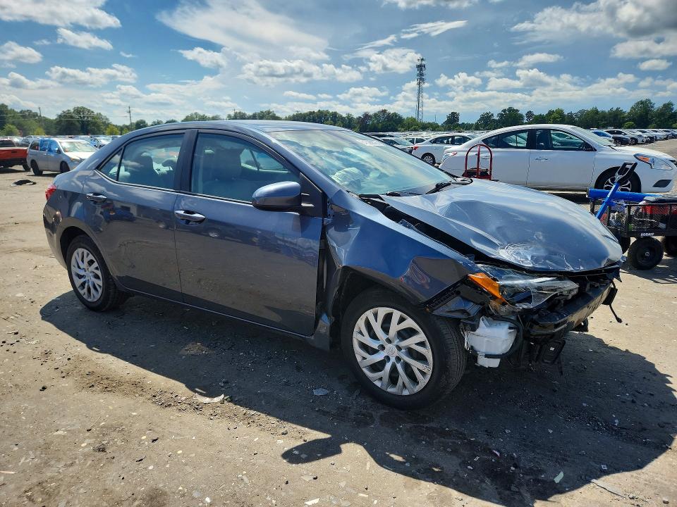 Продажа на аукционе авто 2018 Toyota Corolla, vin: 2T1BURHE5JC103262, номер лота: 64328876