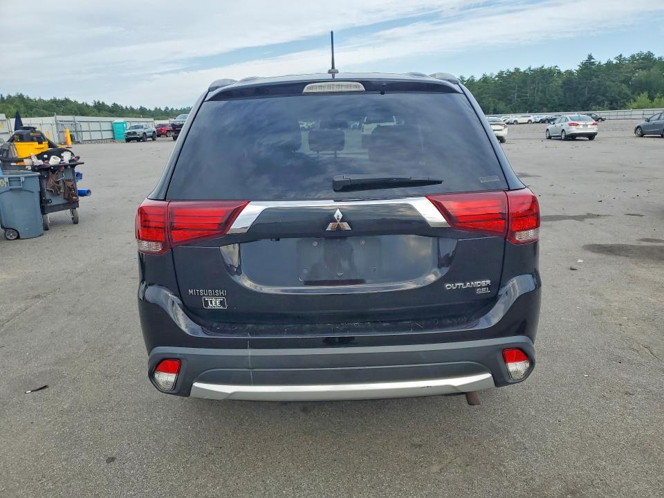 2016 Mitsubishi Outlander მანქანა იყიდება აუქციონზე, vin: JA4AZ3A34GZ020031, აუქციონის ნომერი: 65901326