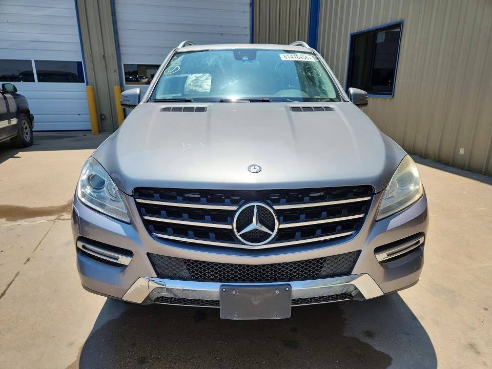 2015 Mercedes-benz Ml მანქანა იყიდება აუქციონზე, vin: 4JGDA5HB0FA605040, აუქციონის ნომერი: 61418456