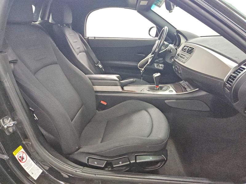 66487126 :رقم المزاد ، 4USBT33483LR63659 vin ، 2003 Bmw Z4 مزاد بيع