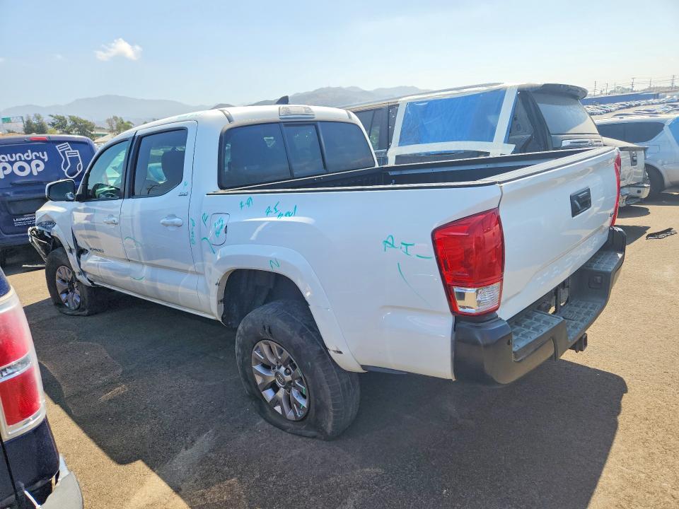 Продажа на аукционе авто 2016 Toyota Tacoma, vin: 3TMAZ5CN0GM002756, номер лота: 64682176
