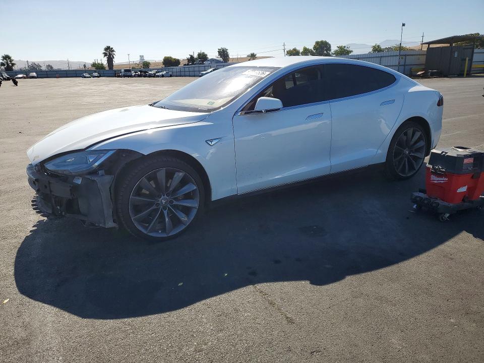 Продаж на аукціоні авто 2014 Tesla Model S, vin: 5YJSA1H17EFP28237, номер лоту: 63859626