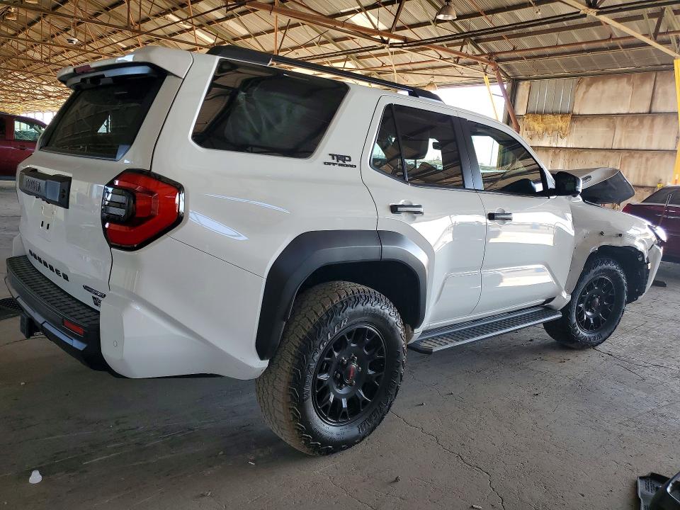 Продаж на аукціоні авто 2025 Toyota 4runner, vin: JTEVB5BR8S5020975, номер лоту: 65498776