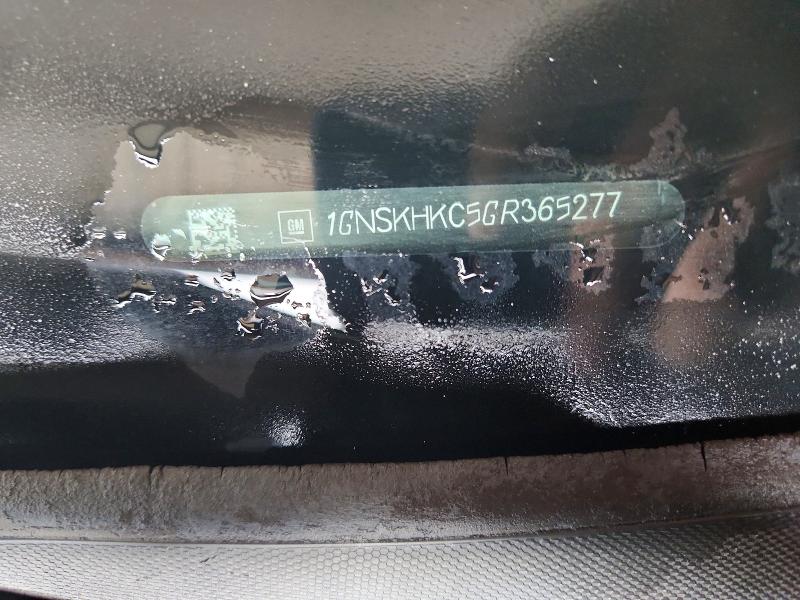 2016 Chevrolet Suburban მანქანა იყიდება აუქციონზე, vin: 1GNSKHKC5GR365277, აუქციონის ნომერი: 63471796