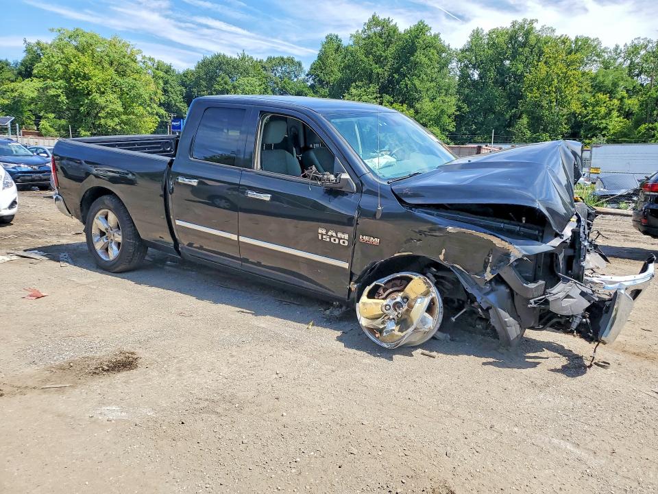 63521896 :رقم المزاد ، 1C6RR7GT5JS345379 vin ، 2018 Ram 1500 مزاد بيع