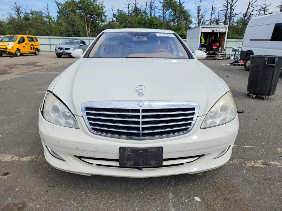 2009 Mercedes-benz S მანქანა იყიდება აუქციონზე, vin: WDDNG86X79A256623, აუქციონის ნომერი: 67378326