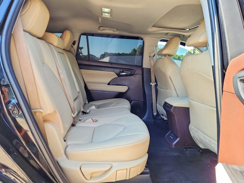 66043106 :رقم المزاد ، 5TDHZRBH7MS145149 vin ، 2021 Toyota Highlander مزاد بيع