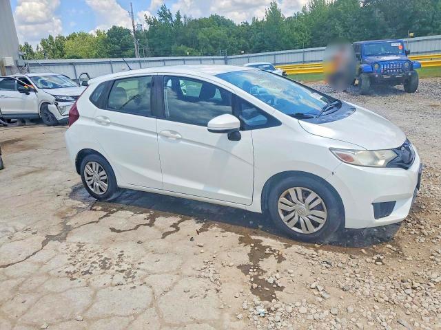 64718086 :رقم المزاد ، JHMGK5H59HS020087 vin ، 2017 Honda Fit مزاد بيع