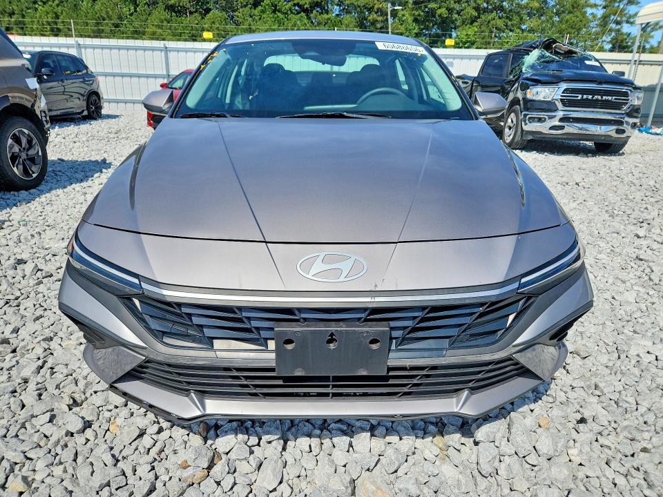 65686656 :رقم المزاد ، KMHLL4DG5SU083192 vin ، 2025 Hyundai Elantra مزاد بيع