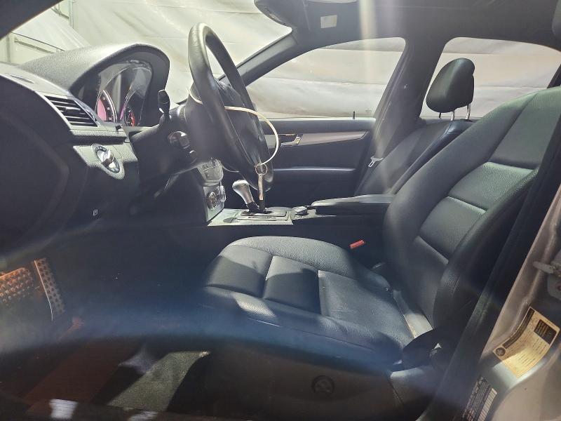 63867636 :رقم المزاد ، WDDGF8BB8AR122098 vin ، 2010 Mercedes-benz C مزاد بيع