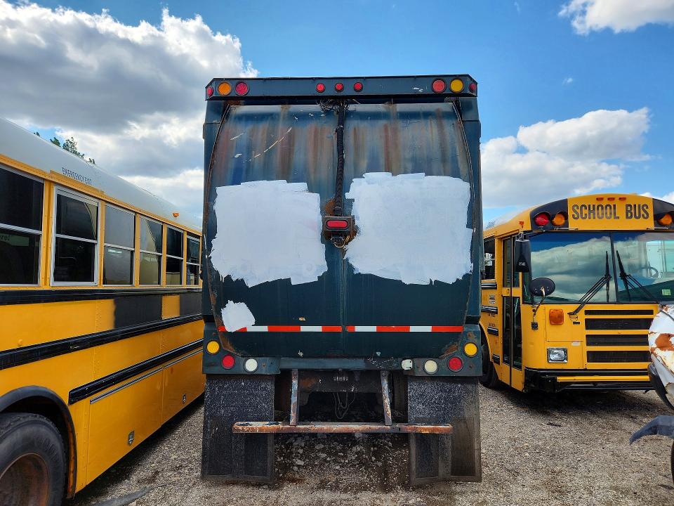 63712336 :رقم المزاد ، 1M2AC08C57M012976 vin ، 2007 Mack Le613 مزاد بيع