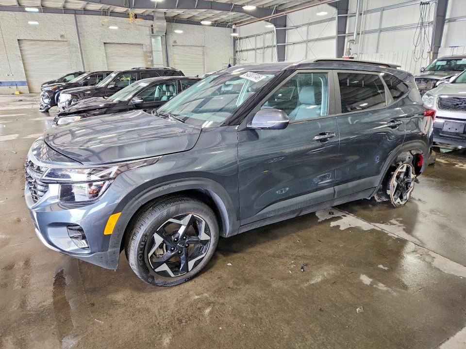 Продаж на аукціоні авто 2025 Kia Seltos, vin: KNDEUCAA6S7780101, номер лоту: 64307746