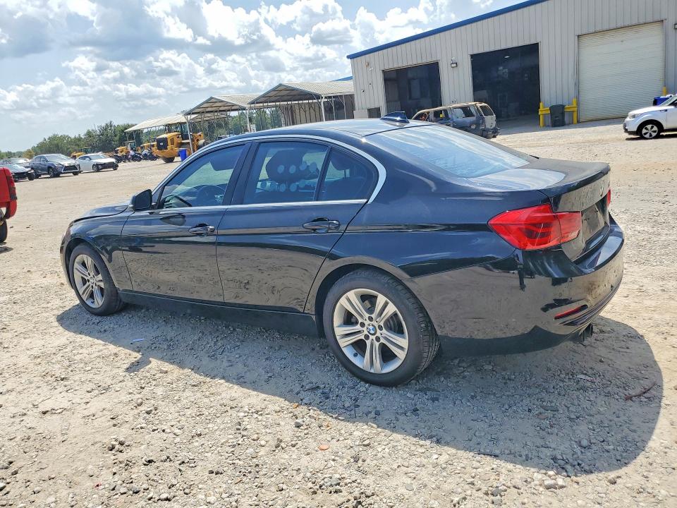 64991916 :رقم المزاد ، WBA8B9G34HNU52918 vin ، 2017 Bmw 330 مزاد بيع