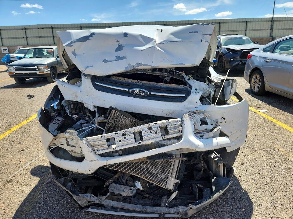 Продажа на аукционе авто 2016 Ford Escape, vin: 1FMCU0G76GUA97594, номер лота: 64988286