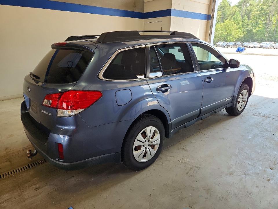 2013 Subaru Outback მანქანა იყიდება აუქციონზე, vin: 4S4BRCAC0D3261251, აუქციონის ნომერი: 64998476