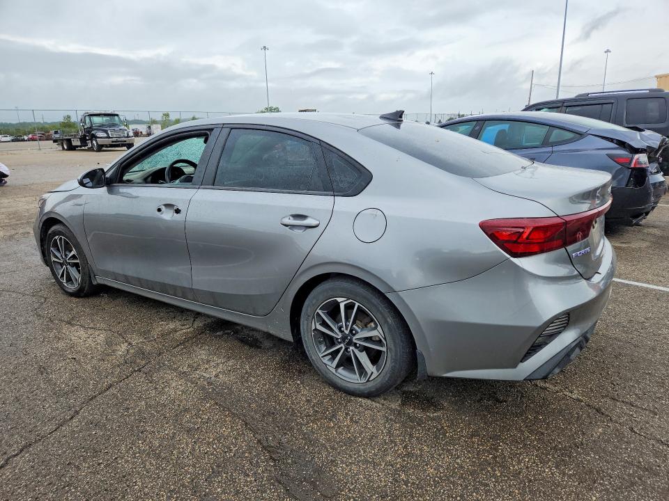64975056 :رقم المزاد ، 3KPF24AD5NE462016 vin ، 2022 Kia Forte مزاد بيع