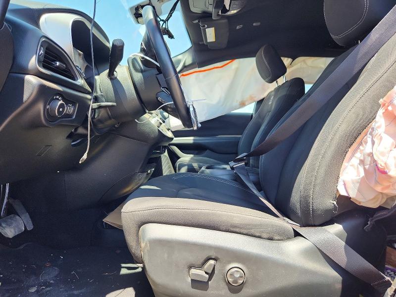 63894146 :رقم المزاد ، 2C4RC1FG8KR706361 vin ، 2019 Chrysler Pacifica مزاد بيع