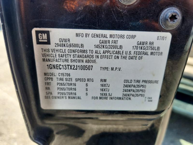 64286606 :رقم المزاد ، 1GNEC13TX2J100507 vin ، 2002 Chevrolet Tahoe مزاد بيع