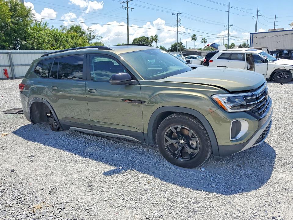 2025 Volkswagen Atlas მანქანა იყიდება აუქციონზე, vin: 1V2CR2CA7SC502264, აუქციონის ნომერი: 64409406