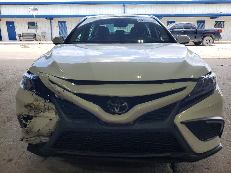 Продаж на аукціоні авто 2024 Toyota Camry, vin: 4T1G11AK1RU874974, номер лоту: 65367176