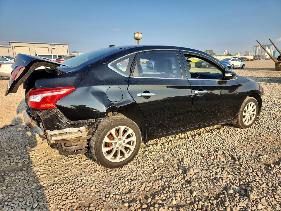 Продажа на аукционе авто 2018 Nissan Sentra, vin: 3N1AB7AP4JL661816, номер лота: 66634656