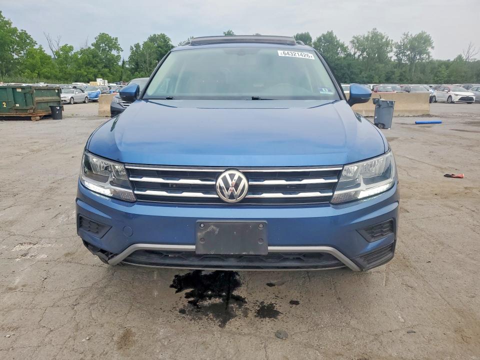 Продажа на аукционе авто 2019 Volkswagen Tiguan, vin: 3VV2B7AX5KM033035, номер лота: 64321426