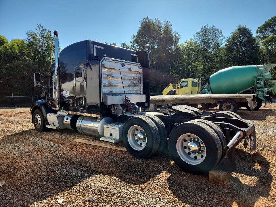 Продажа на аукционе авто 2015 Peterbilt 579, vin: 1XPBD49X5FD203731, номер лота: 66285046