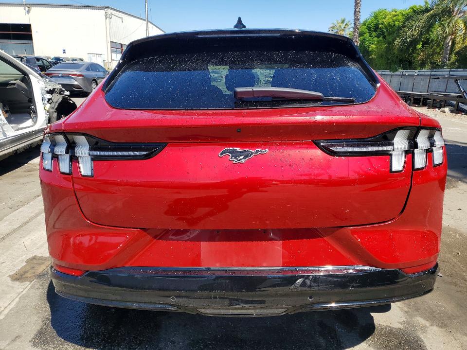 2023 Ford Mustang Mach-e მანქანა იყიდება აუქციონზე, vin: 3FMTK3SU4PMB07015, აუქციონის ნომერი: 65217396