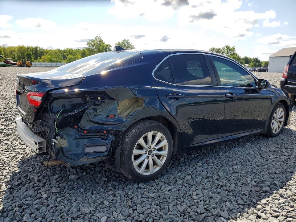 63650096 :رقم المزاد ، 4T1B11HK9KU854722 vin ، 2019 Toyota Camry مزاد بيع