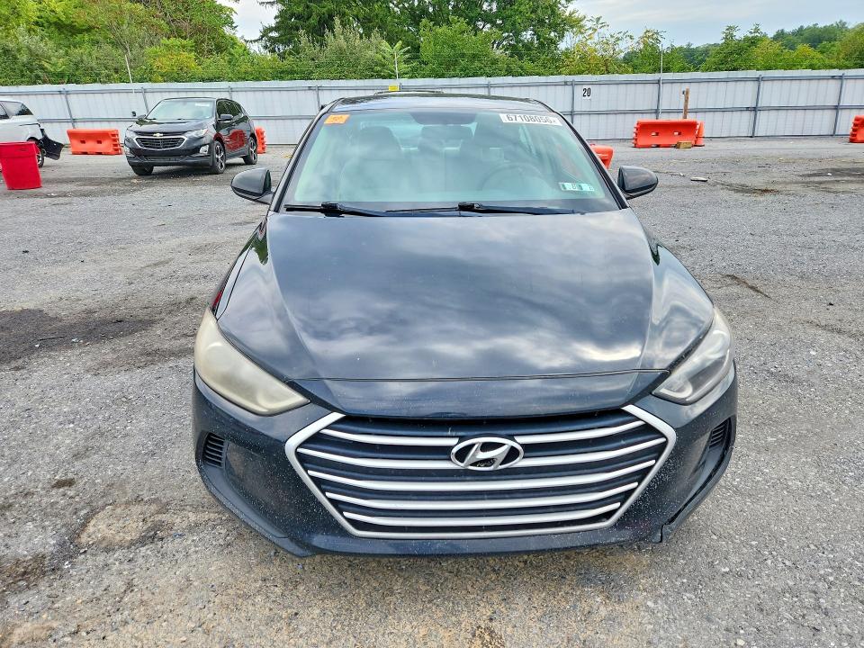 67108056 :رقم المزاد ، 5NPD74LF5JH267935 vin ، 2018 Hyundai Elantra مزاد بيع