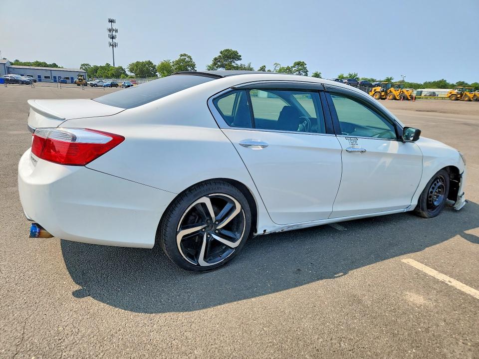 Auction sale of the 2014 Honda Accord, vin: 1HGCR2F52EA250473, lot number: 64064316